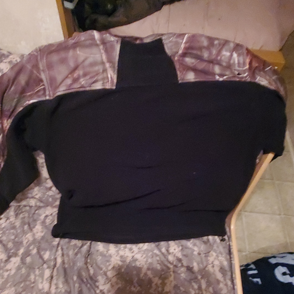 Fleece - Picture 2 of 2